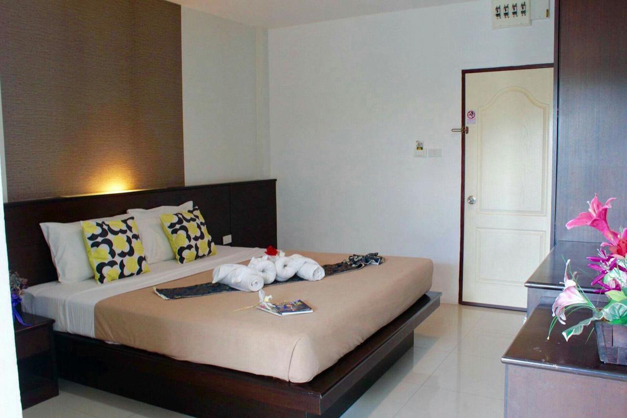 Apartament Phuthara Mansion Phuket Zewnętrze zdjęcie